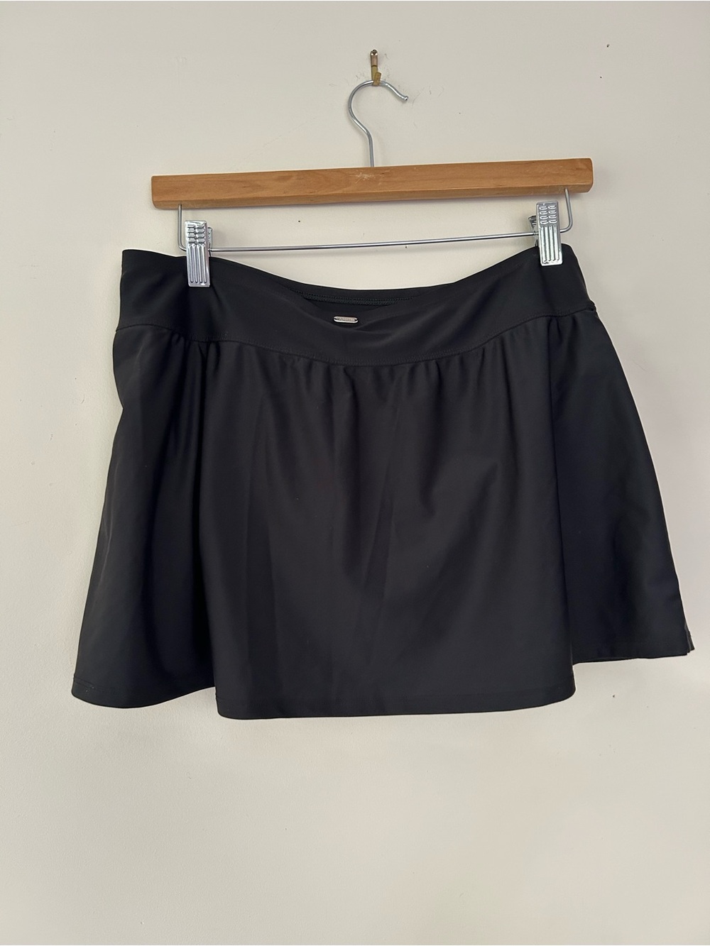 Krista Bathing Suit Skirt with built in shorts size large